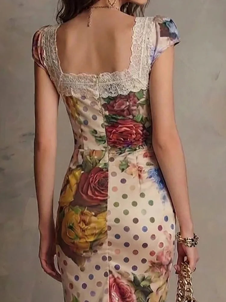 Vera V-Neck Lace Maxi